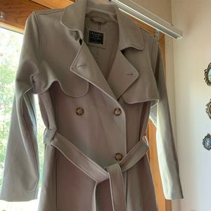 Gorgeous Abercrombie trench!!